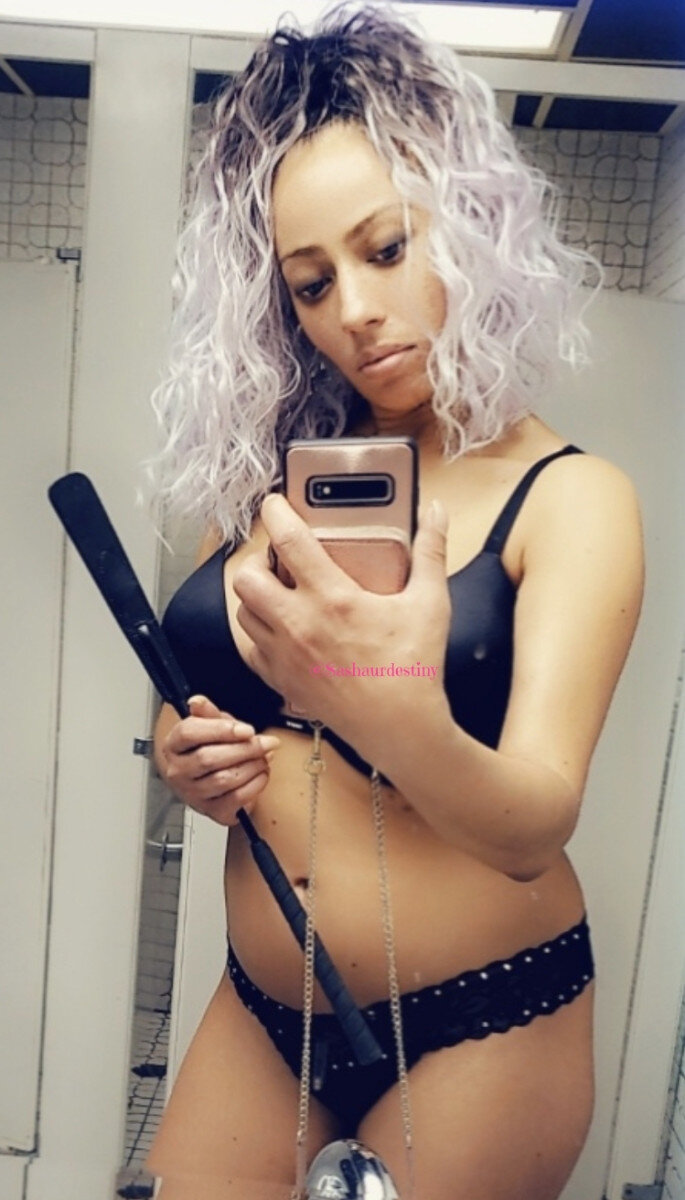 Sashaurdestiny (@sashaurdestiny), OnlyFans creator