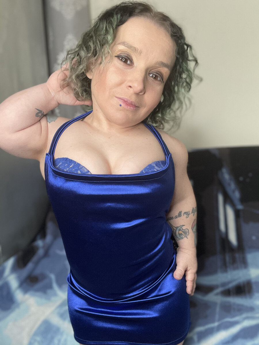 Sasseecasseefreepage (@sasseecasseefreepage), OnlyFans creator