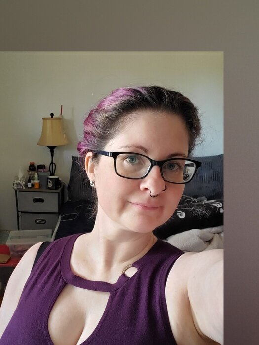Sassybunny80 (@sassybunny80), OnlyFans creator