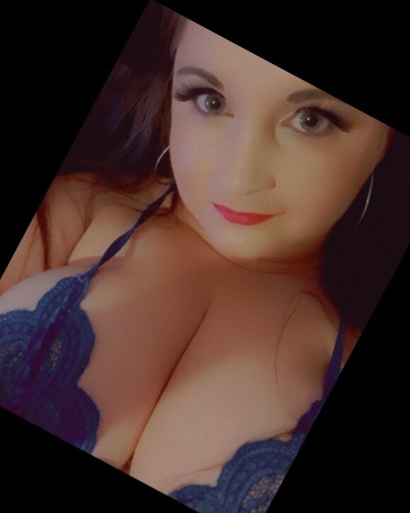 Sassyzz (@sassyzz), OnlyFans creator