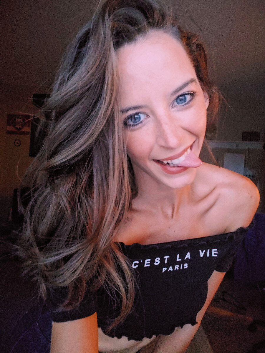 Satine155 (@satine155), OnlyFans creator