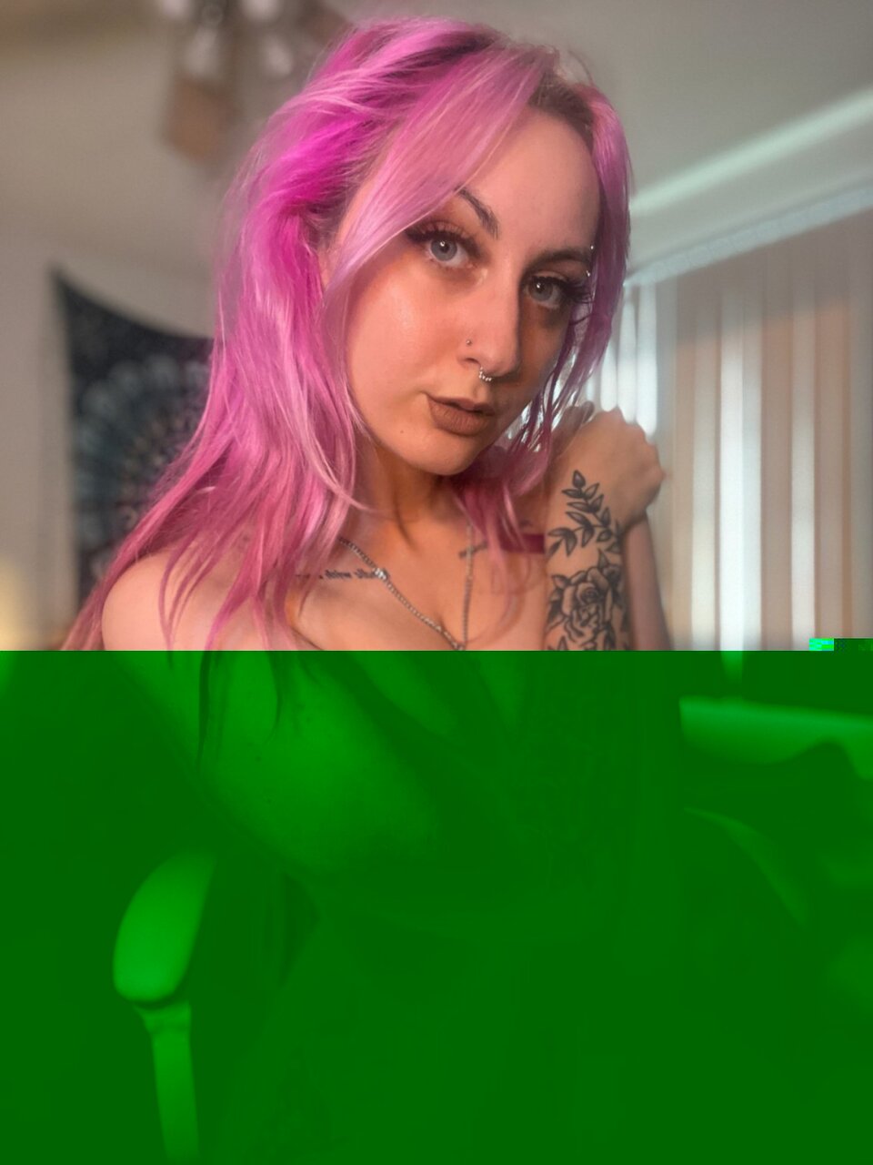Sativalovexoxo (@sativalovexoxo), OnlyFans creator
