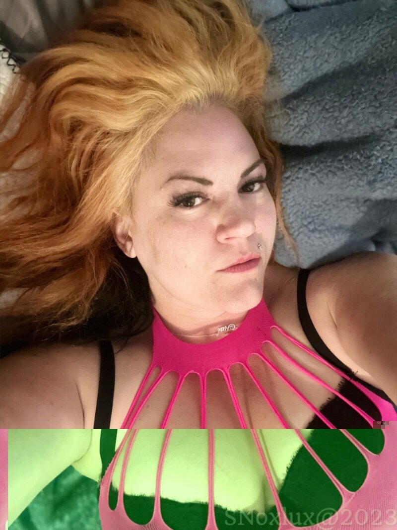 Saturnelia (@saturnelia), OnlyFans creator