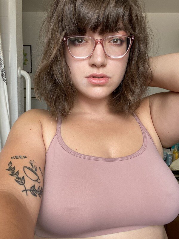 Savasaurusrex (@savasaurusrex), OnlyFans creator