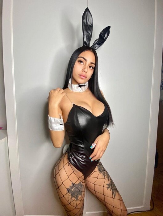 Sazera (@sazera), OnlyFans creator