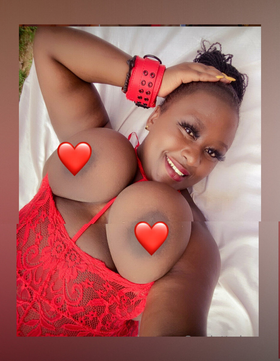Scarletsins2000 (@scarletsins2000), OnlyFans creator