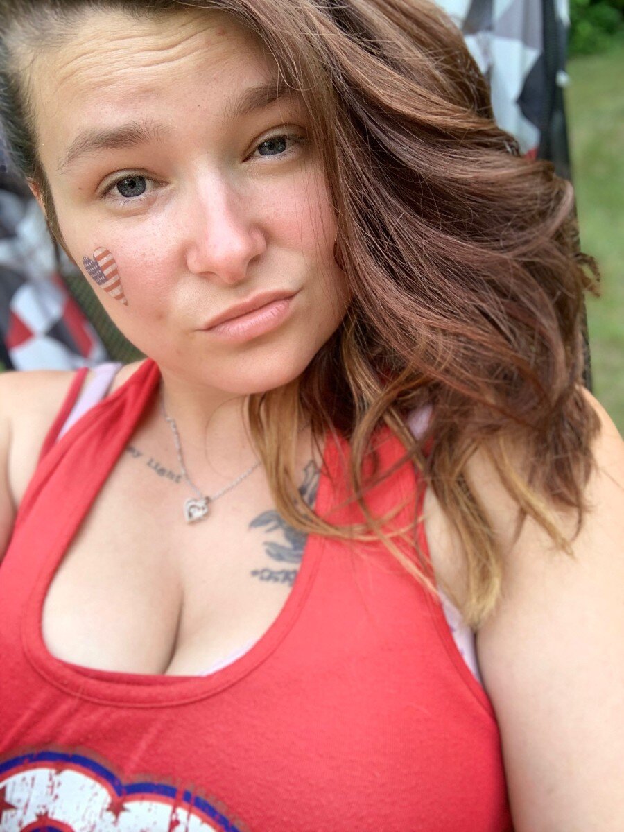 Scarlett69rose (@scarlett_69rose), OnlyFans creator