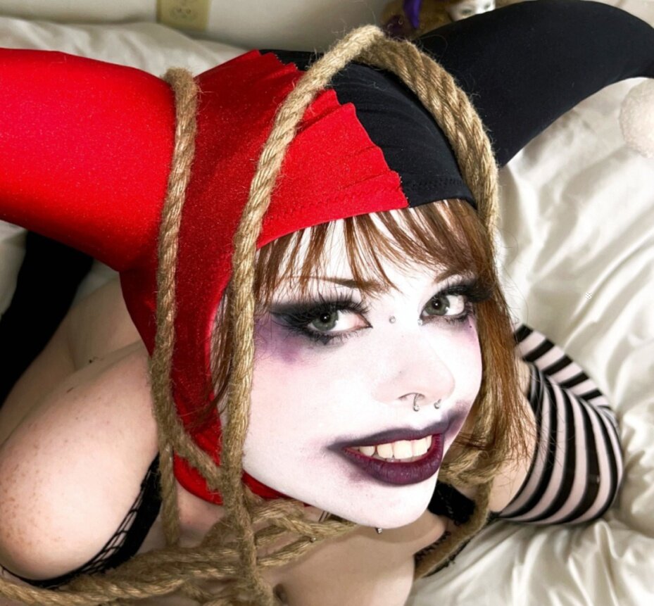 Scarlettclown (@scarlettclown), OnlyFans creator