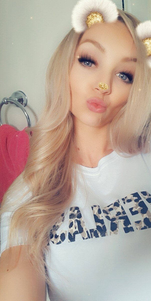 Scarlettdreamsx (@scarlettdreamsx), OnlyFans creator