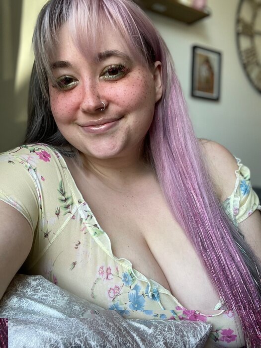 Scarlettsweetheart (@scarlettsweetheart), OnlyFans creator