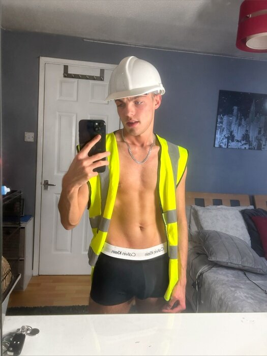 Scottishboyyy (@scottishboyyy), OnlyFans creator