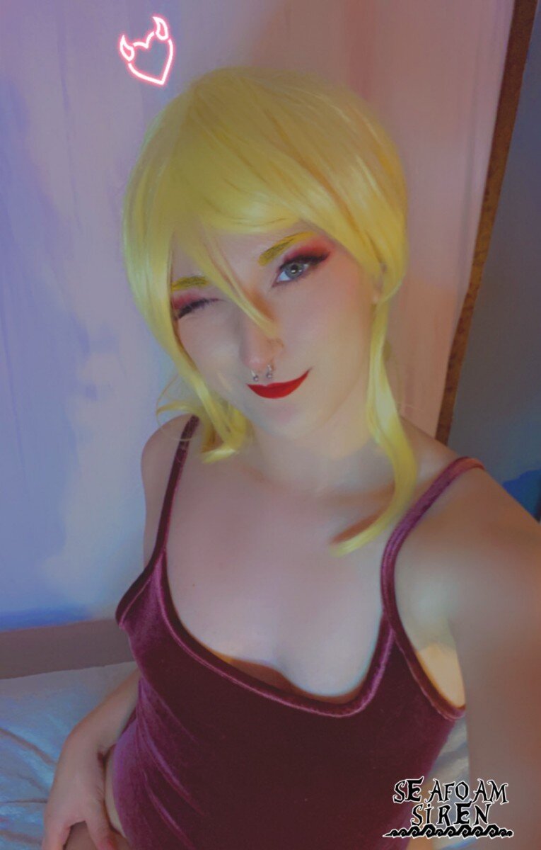 Seafoamxsiren (@seafoamxsiren), OnlyFans creator