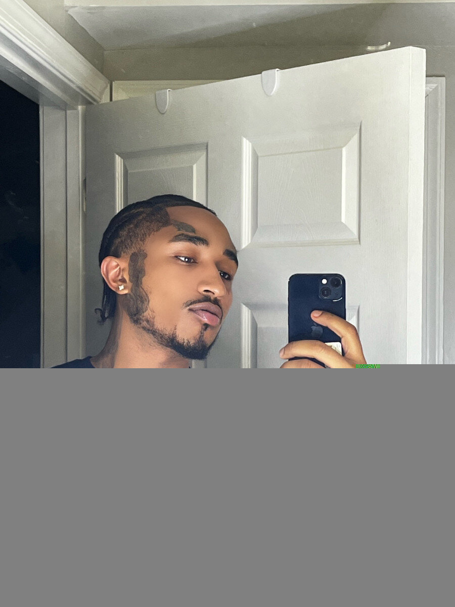 Seansaintt (@seansaintt), OnlyFans creator