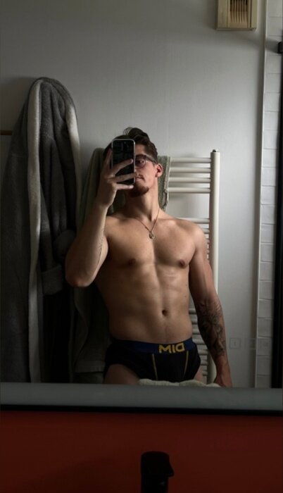 Secretthingl (@secretthingl), OnlyFans creator