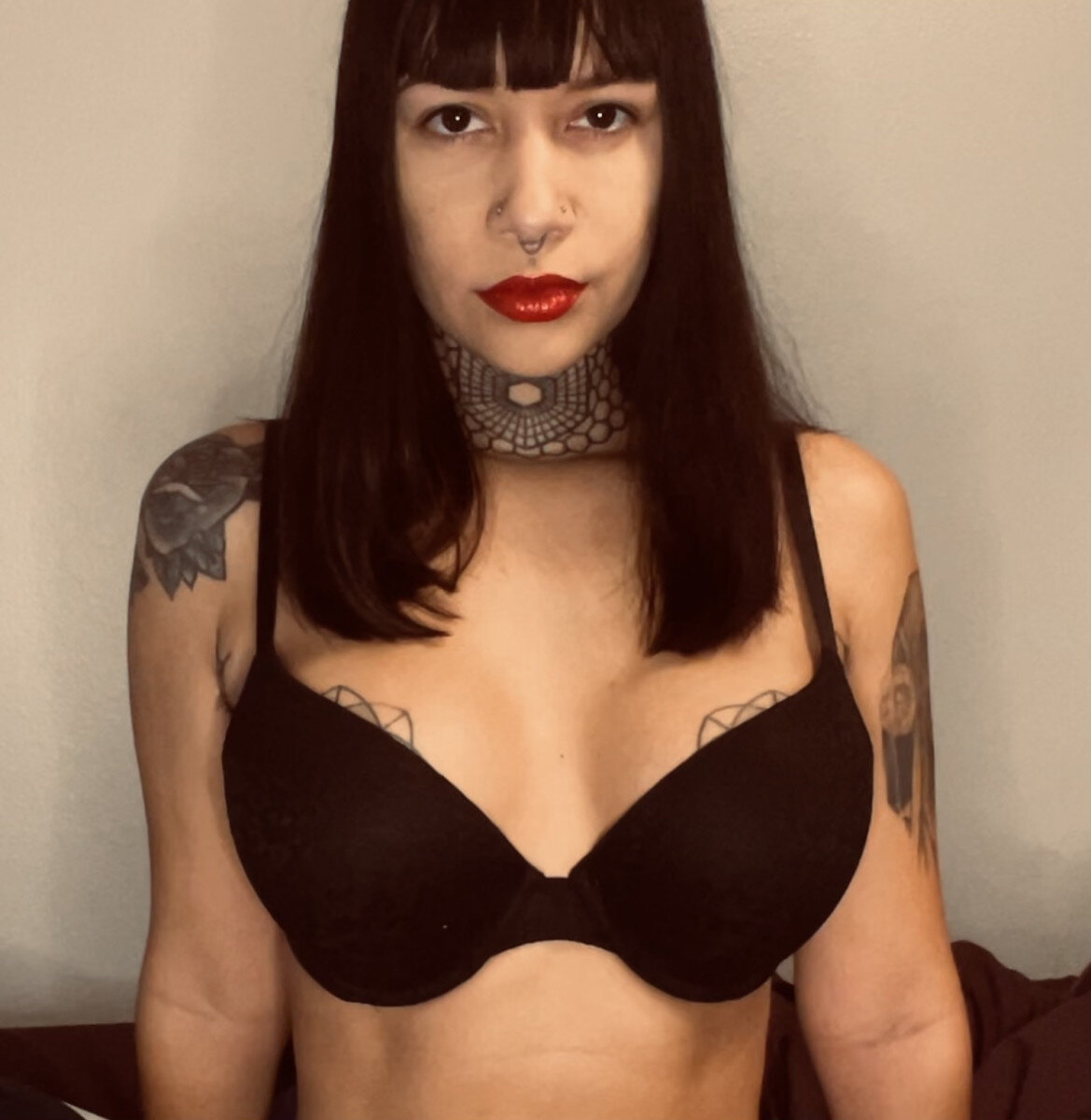 Selenasavagexxx (@selenasavagexxx), OnlyFans creator