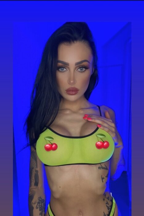 Selinafox (@selina_fox), OnlyFans creator