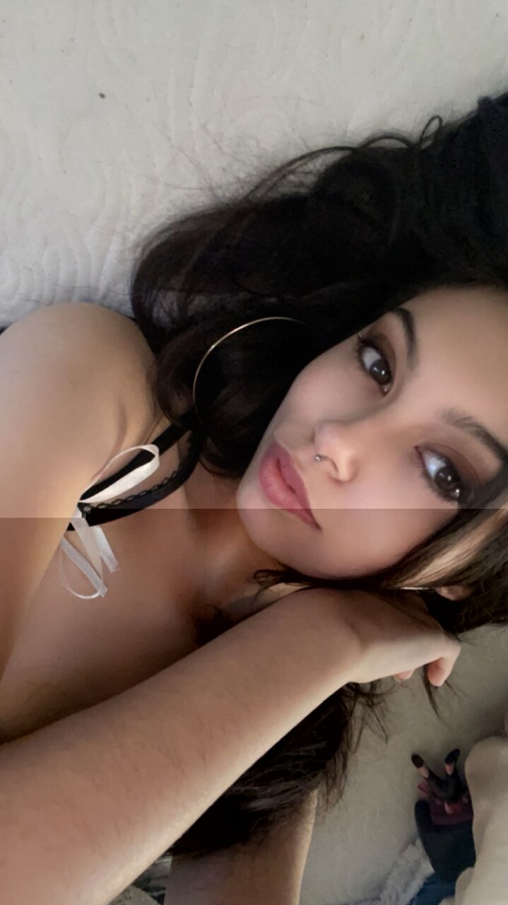 Sendtovictoria (@sendtovictoria), OnlyFans creator