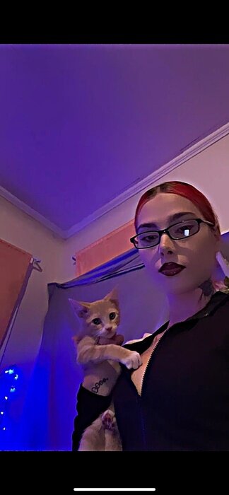 Sexiisn0w (@sexiisn0w), OnlyFans creator