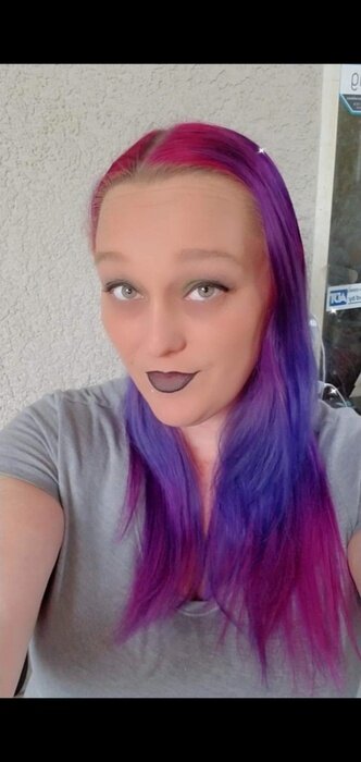Sexiiwhitegirl69 (@sexiiwhitegirl69), OnlyFans creator