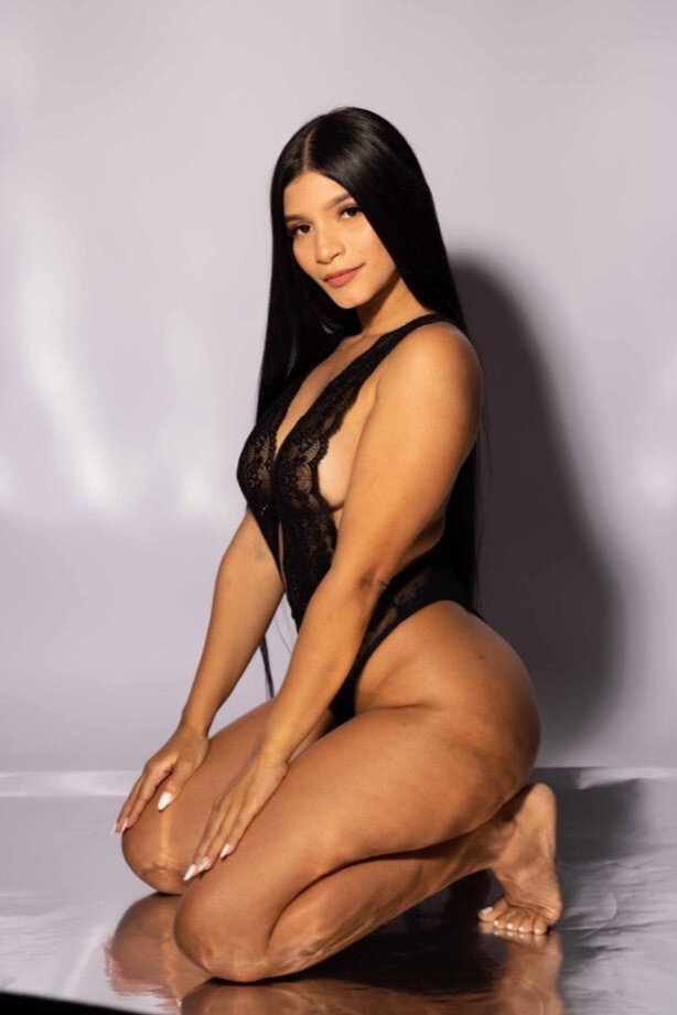 Seximorenavby (@seximorenavby), OnlyFans creator
