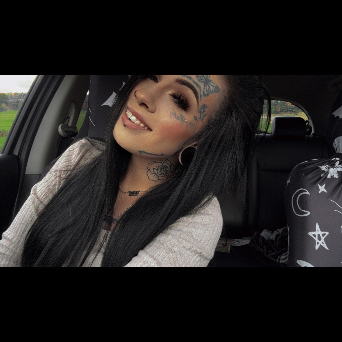 Sexmetallbarbiee95 (@sexmetallbarbiee95), OnlyFans creator
