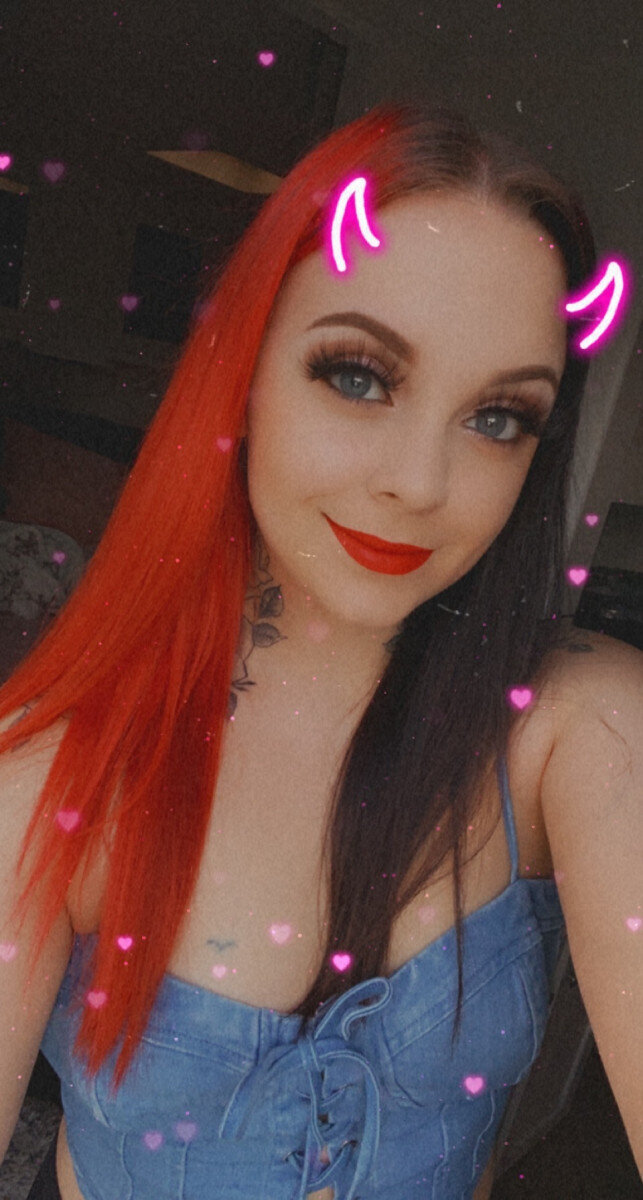 Sexycherrylove98 (@sexycherrylove98), OnlyFans creator