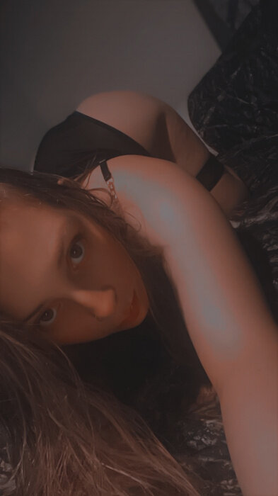 Sexymom69441 (@sexymom69441), OnlyFans creator