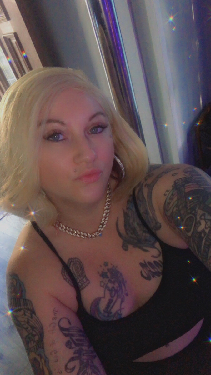 Sexyzanna (@sexyzanna), OnlyFans creator