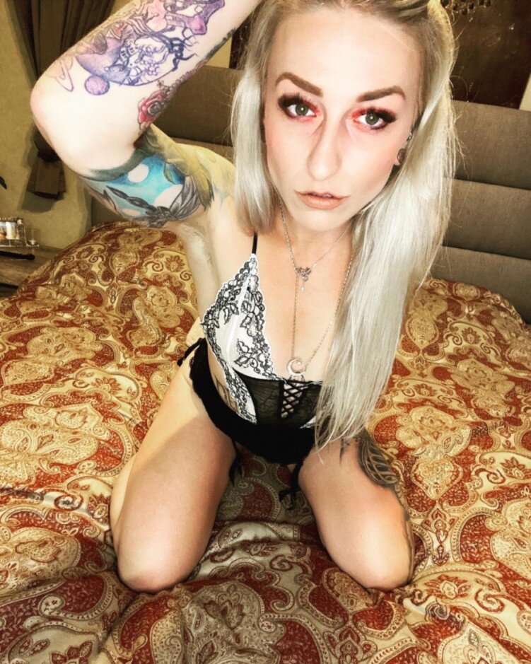 Shaniarose07 (@shaniarose.07), OnlyFans creator