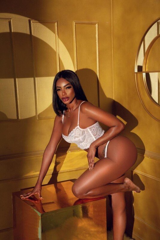 Shantallknowless (@shantallknowless), OnlyFans creator