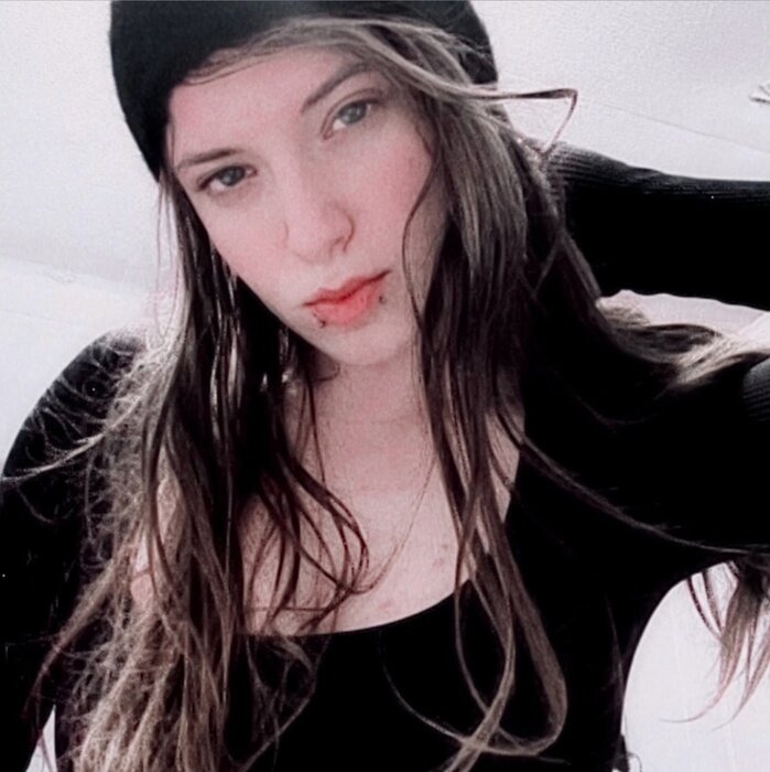 Shawtythatluvsurgut (@shawtythatluvsurgut), OnlyFans creator