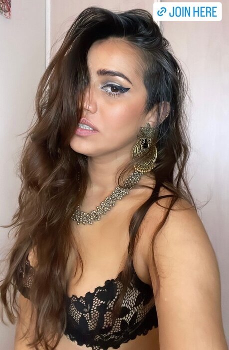 Sherazdesi (@sherazdesi), OnlyFans creator