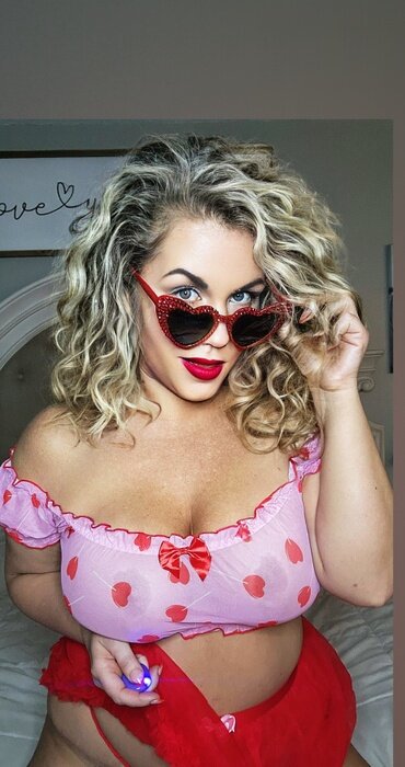 Shereerainevip (@shereeraine_vip), OnlyFans creator