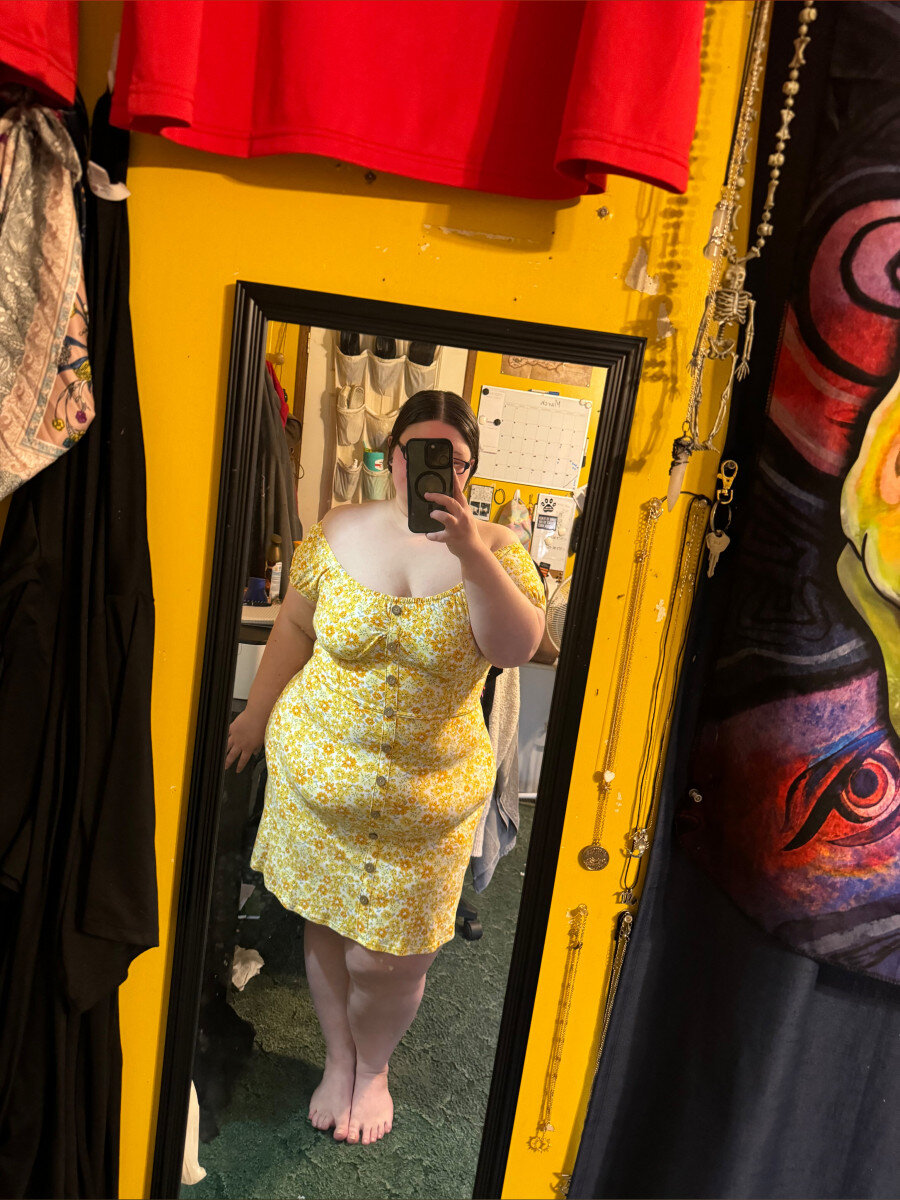 Shesoweirdd (@shesoweirdd), OnlyFans creator