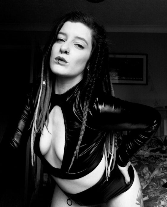 Shibarikitten (@shibari-kitten), OnlyFans creator