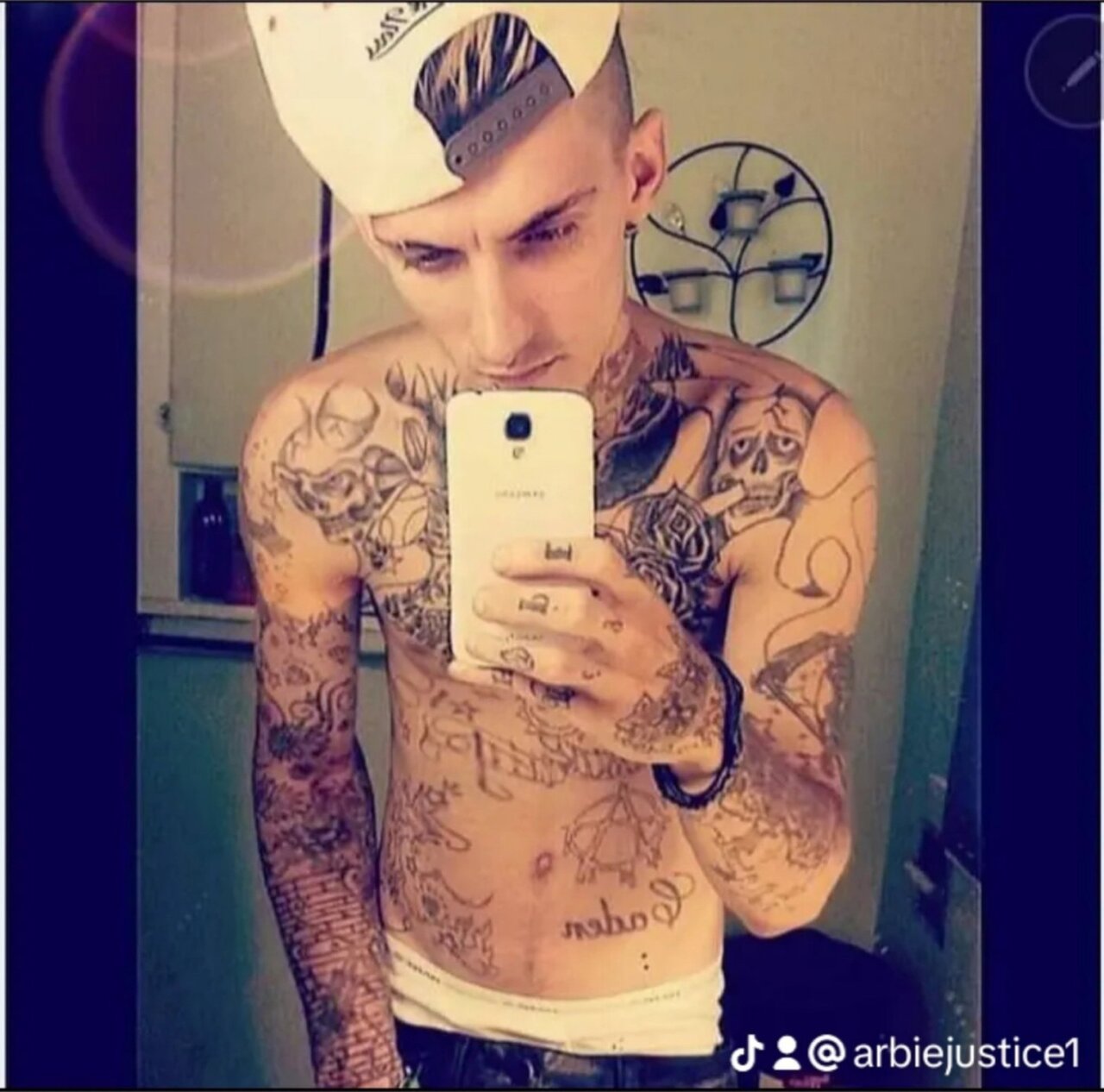 Shiboyxoxo (@shiboyxoxo), OnlyFans creator