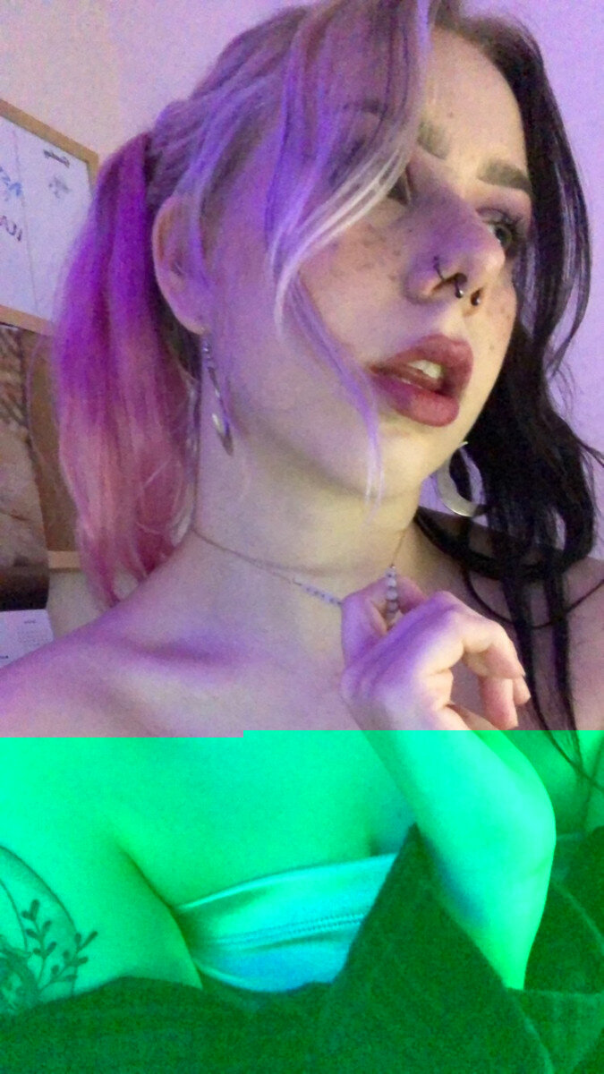 Shortskirtlongjacket (@shortskirtlongjacket), OnlyFans creator