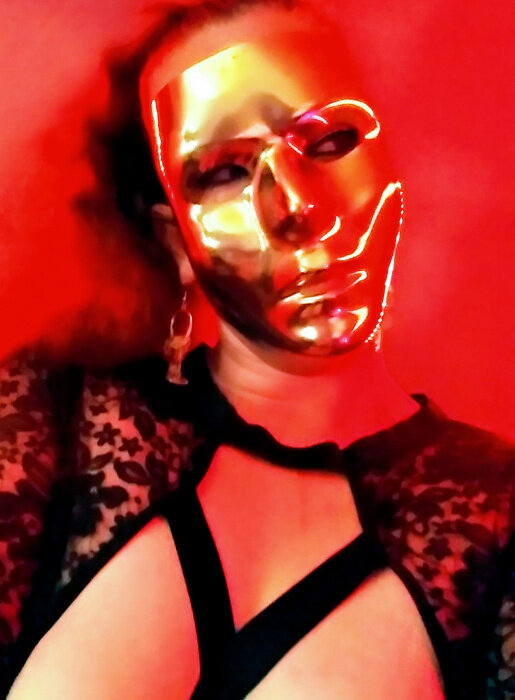 Shysnowbunny (@shy_snow_bunny), OnlyFans creator
