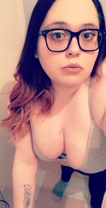 Shygirlforyou2 (@shygirlforyou2), OnlyFans creator