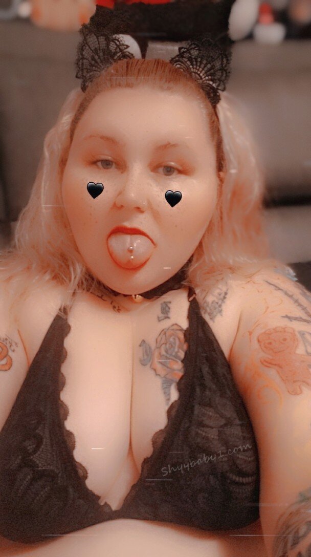 Shyybabyxxx (@shyybabyxxx), OnlyFans creator