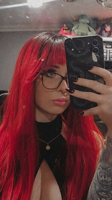 Sickly2sweet (@sickly2sweet), OnlyFans creator