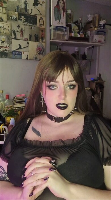 Sicklysuccubus (@sicklysuccubus), OnlyFans creator