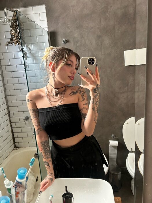 Siennavip (@siennavip), OnlyFans creator