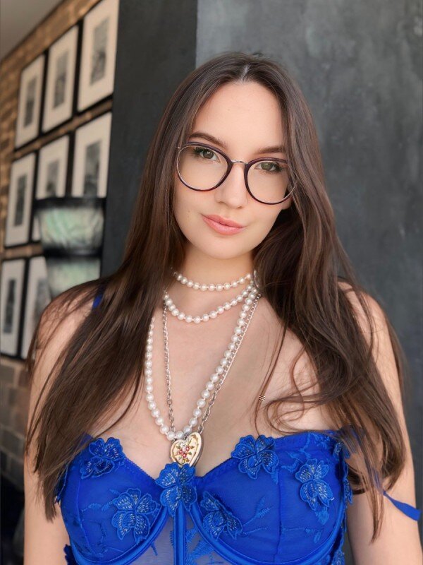 Siennayourgoddess (@siennayourgoddess), OnlyFans creator