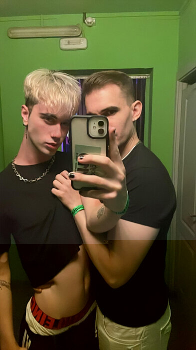 Silverboyxcess (@silverboyxcess), OnlyFans creator