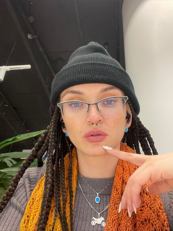 Simonaexclusive (@simonaexclusive), OnlyFans creator