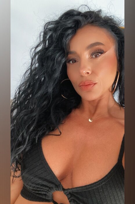 Simonamargau (@simonamargau), OnlyFans creator