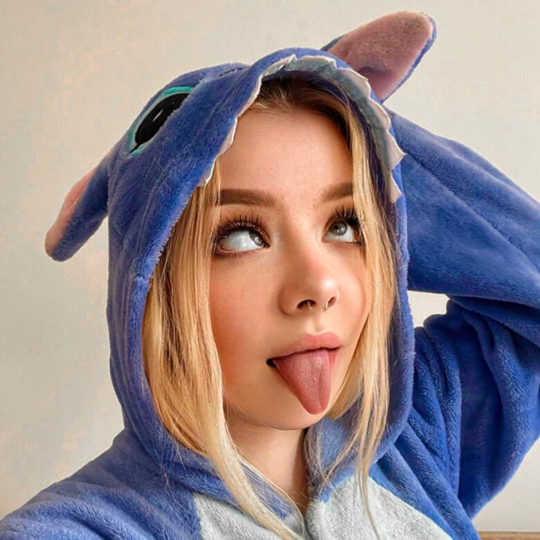 Simunka (@simunka), OnlyFans creator