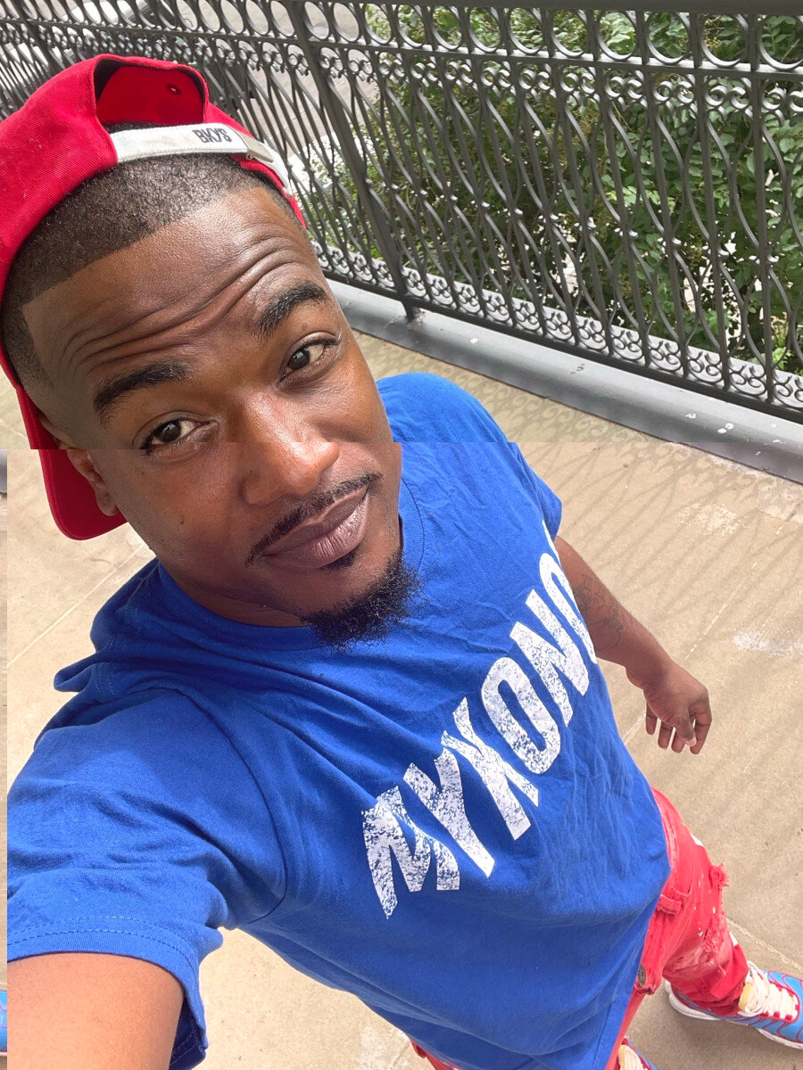 Sirrellosexroom (@sirrello.sexroom), OnlyFans creator