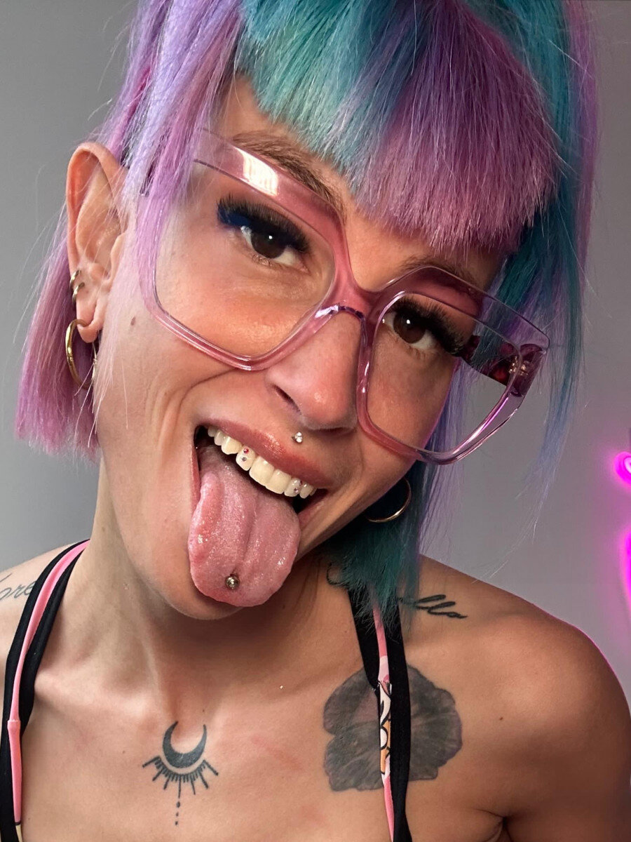 Sissiunicorn (@sissiunicorn), OnlyFans creator